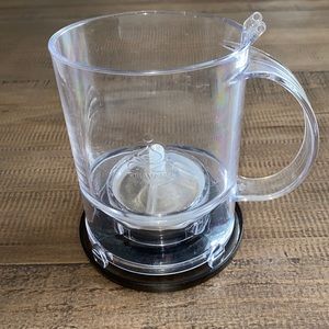 Teavana individual tea maker . Tea strainer